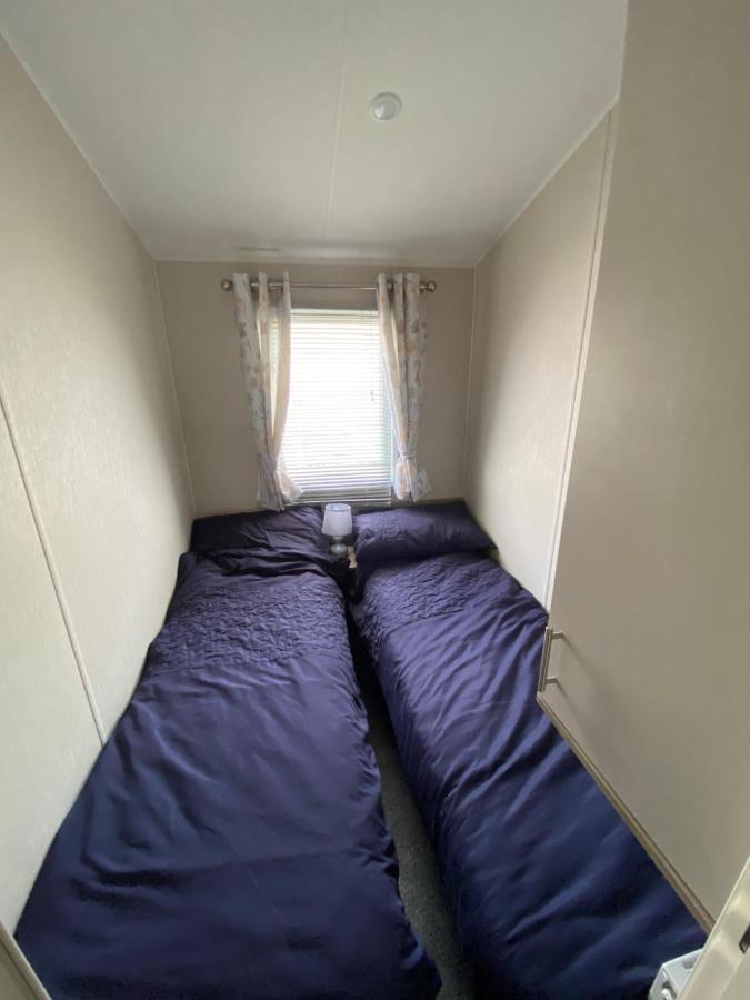 Meadow View 171 - Golden Palm - Central Heating, Wifi, Pet Friendly, Bed Linen - Meadow Lakes Caravan & Lodge Hire Chapel Saint Leonards Dış mekan fotoğraf